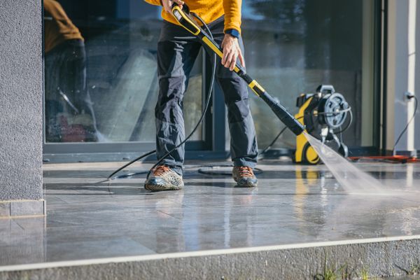 Concrete Cleaning in Tarpon Springs