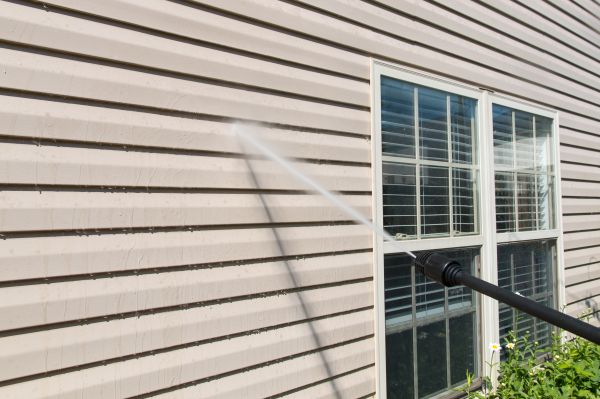 Pressure Washing in Tarpon Springs