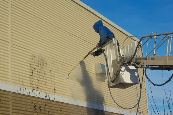 Commercial Exterior Cleaning in Tarpon Springs